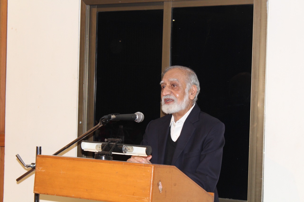 Azadi Ka Amrit Mahotsav Lecture Series - Shri Kiran Karnik, Former President, NASSCOM speaks on "Achievements of Independent India in Information Technology and Prospects for the Amrita Kala", Tuesday, December 27, 2022